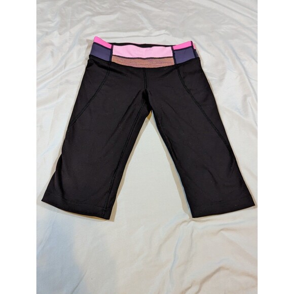 lululemon athletica Pants - Lululemon athletica capris